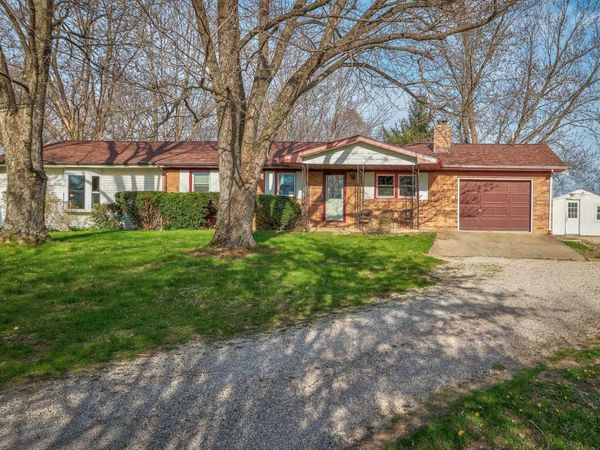 2423 Luigs Road, Wadesville, IN 47638