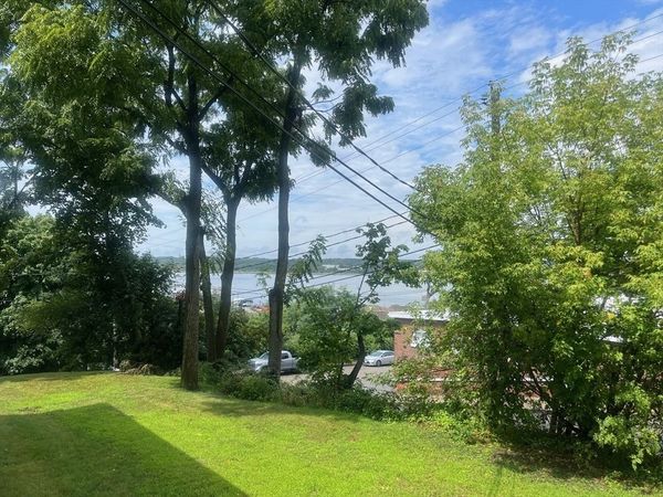 225 Danforth Street, Unit 3L, Fall River, MA 02720