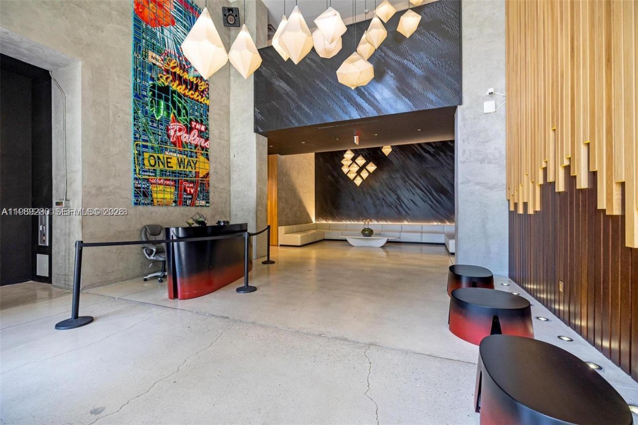 151 SE 1st St, Unit 1608, Miami, FL 33131 Photo