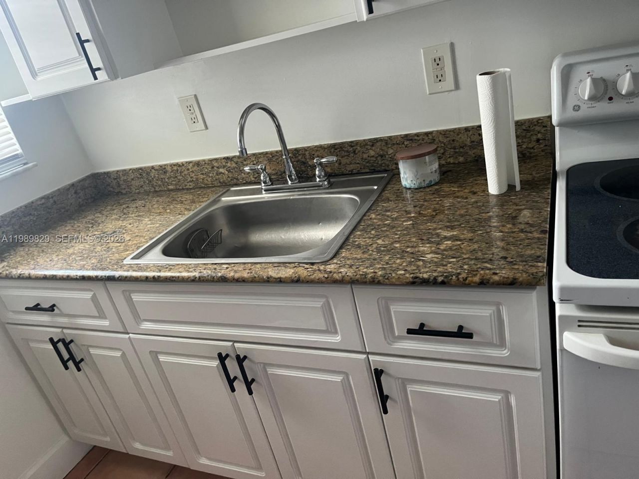 9260 Bay Harbor Ter , Unit 24, Bay Harbor Islands, FL 33154 Photo