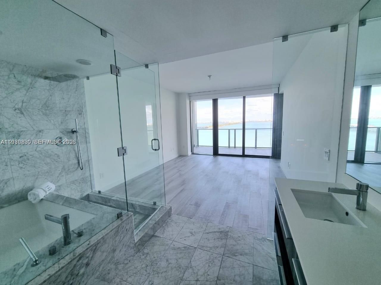 3131 NE 7th Ave , Unit 1703, Miami, FL 33137 Photo