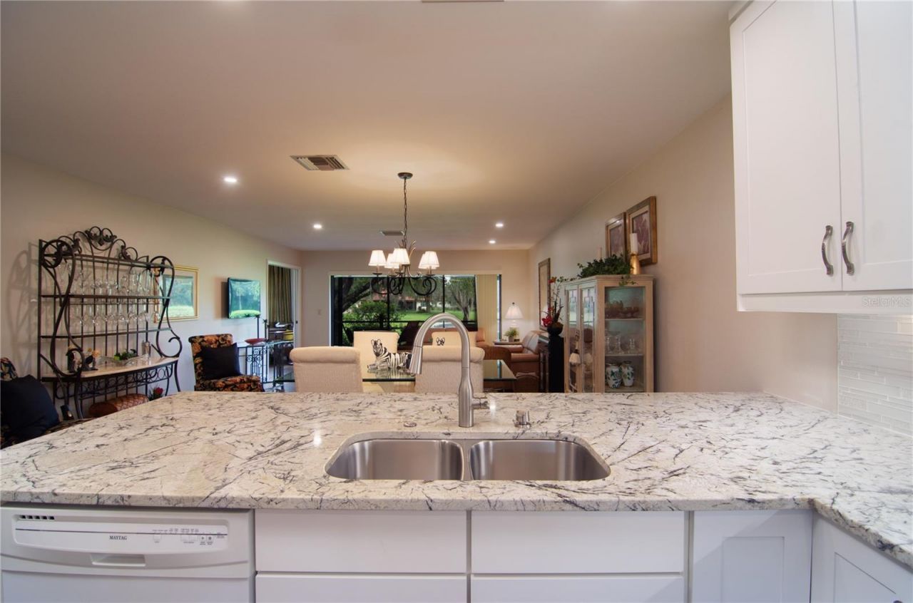 5635 Golf Pointe Drive , Unit 101, Sarasota, FL 34243 Photo