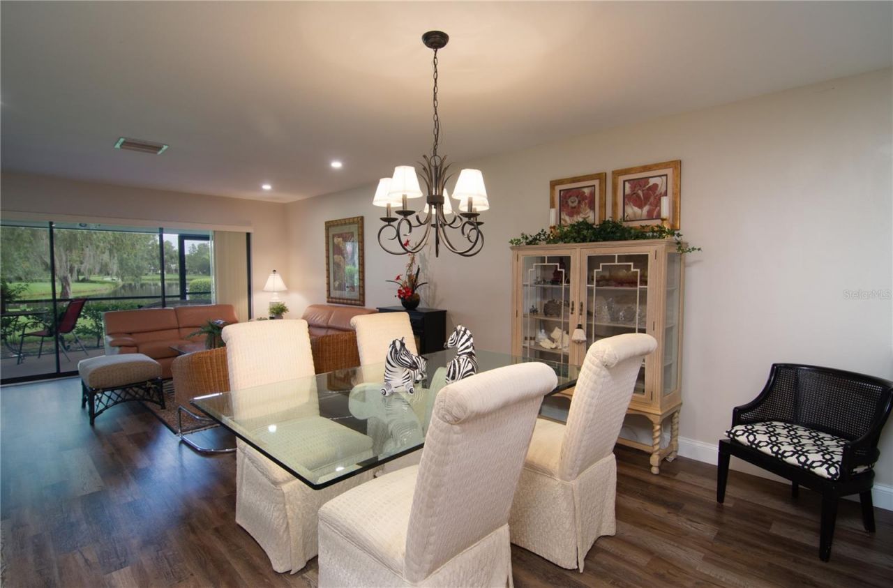 5635 Golf Pointe Drive , Unit 101, Sarasota, FL 34243 Photo