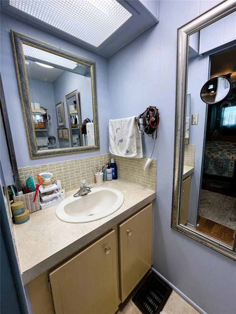 1706 Wisconsin Avenue , Bradenton, FL 34207 Photo