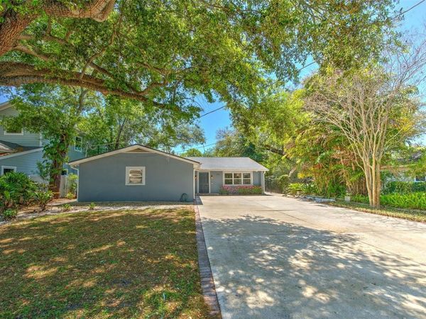 3208 W HAWTHORNE ROAD, TAMPA, FL 33611