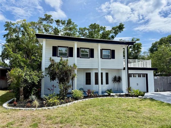 8424 STILLBROOK AVENUE, TAMPA, FL 33615
