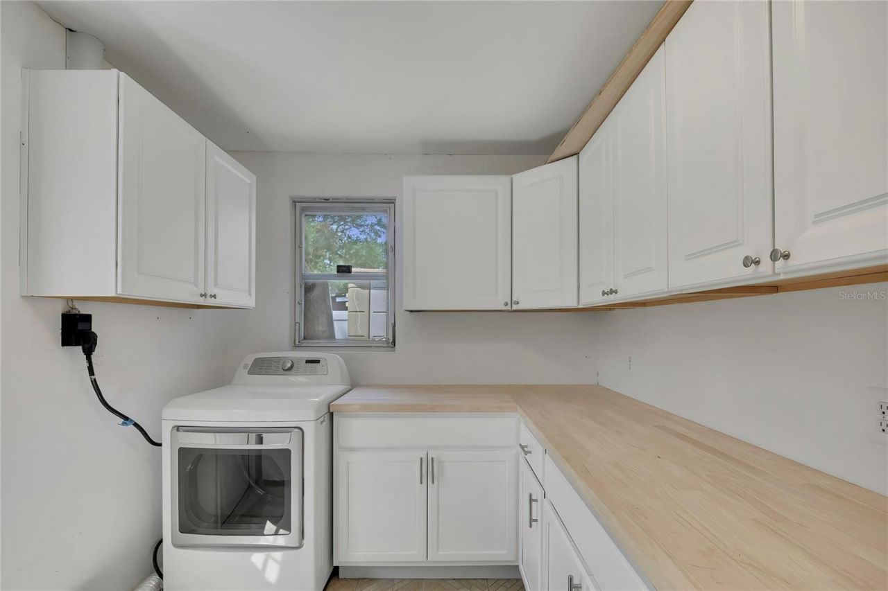 8424 Stillbrook Avenue, Tampa, FL 33615 Photo