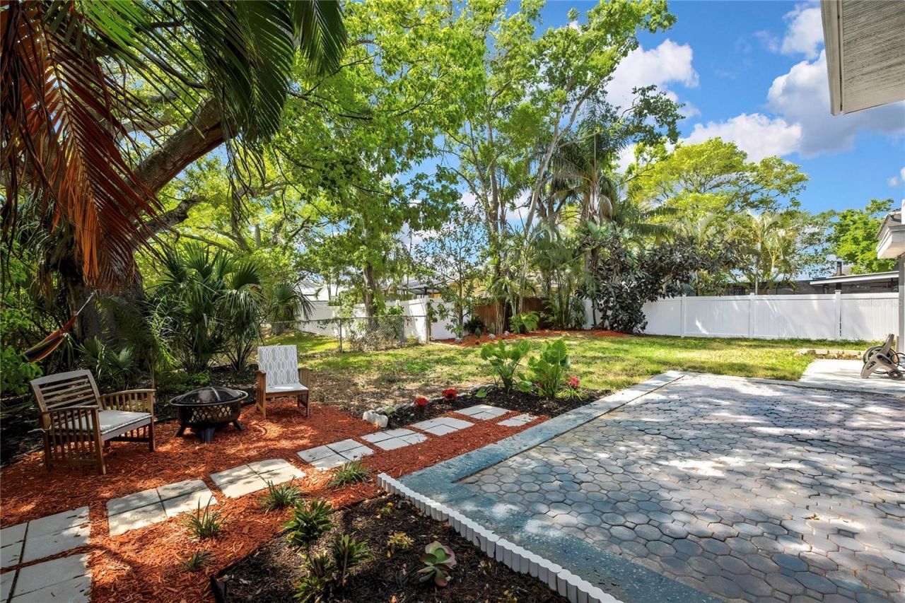 8424 Stillbrook Avenue, Tampa, FL 33615 Photo