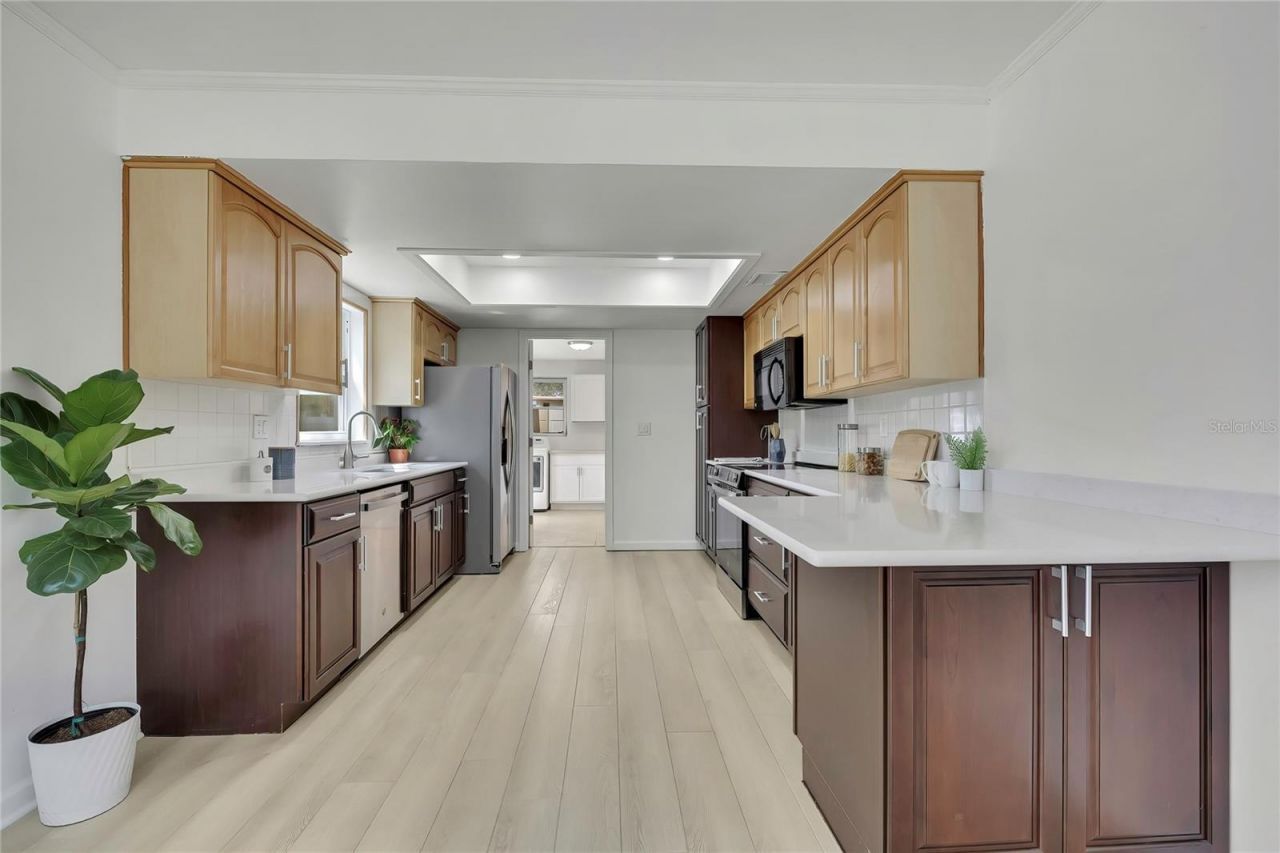 8424 Stillbrook Avenue, Tampa, FL 33615 Photo