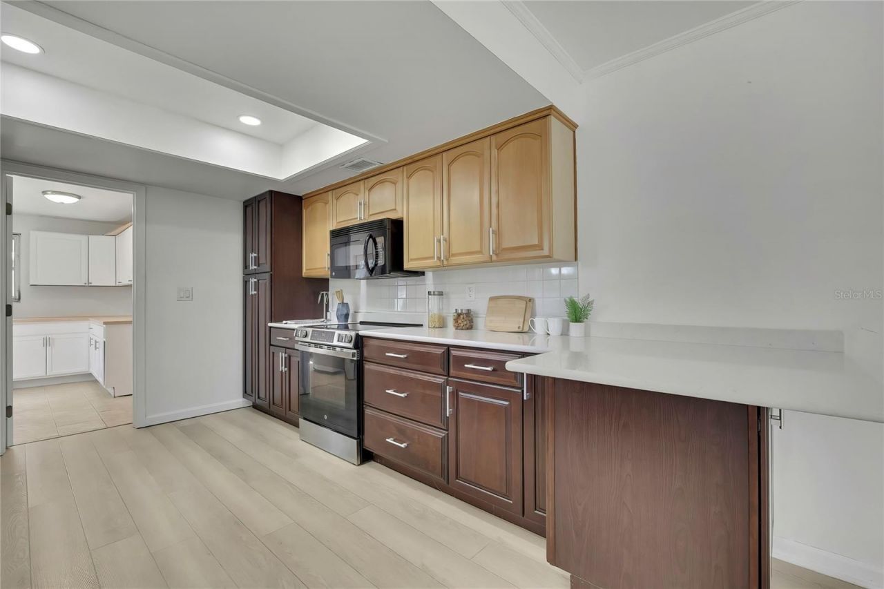8424 Stillbrook Avenue, Tampa, FL 33615 Photo