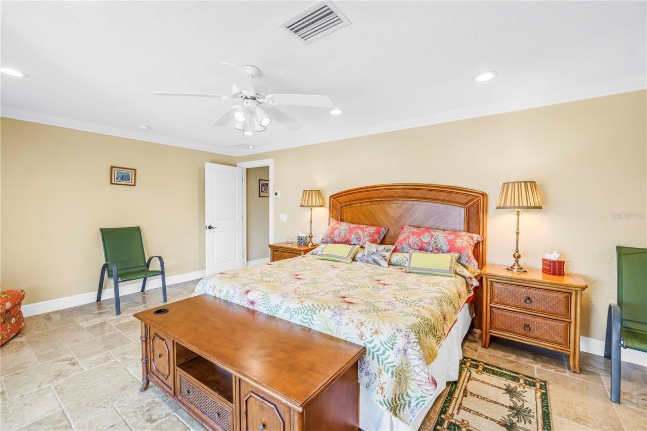 1939 Hawaii Avenue Ne, Saint Petersburg, FL 33703 Photo