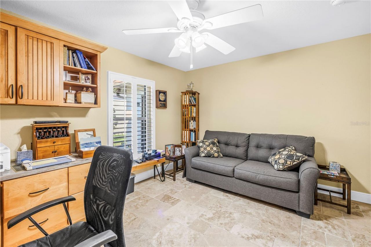 1939 Hawaii Avenue Ne, Saint Petersburg, FL 33703 Photo