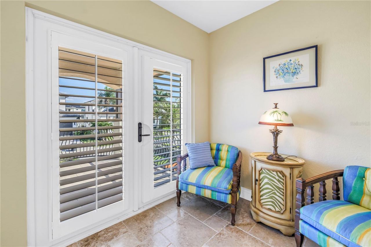 1939 Hawaii Avenue Ne, Saint Petersburg, FL 33703 Photo