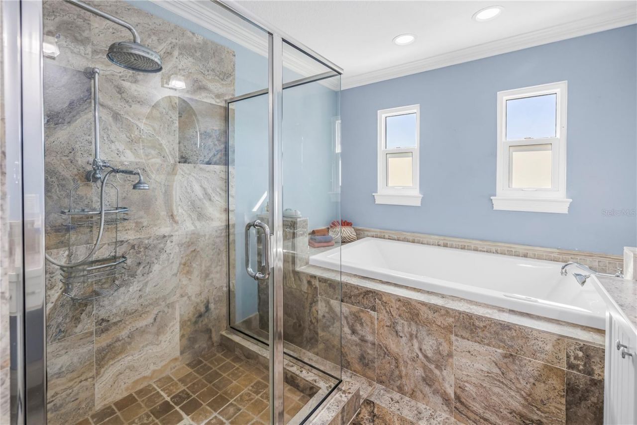 1939 Hawaii Avenue Ne, Saint Petersburg, FL 33703 Photo