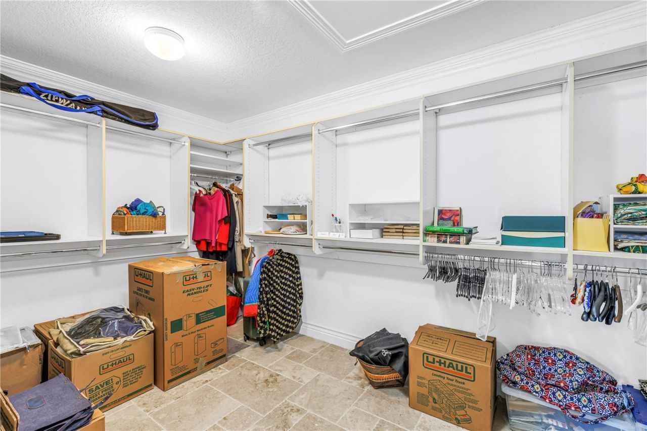 1939 Hawaii Avenue Ne, Saint Petersburg, FL 33703 Photo