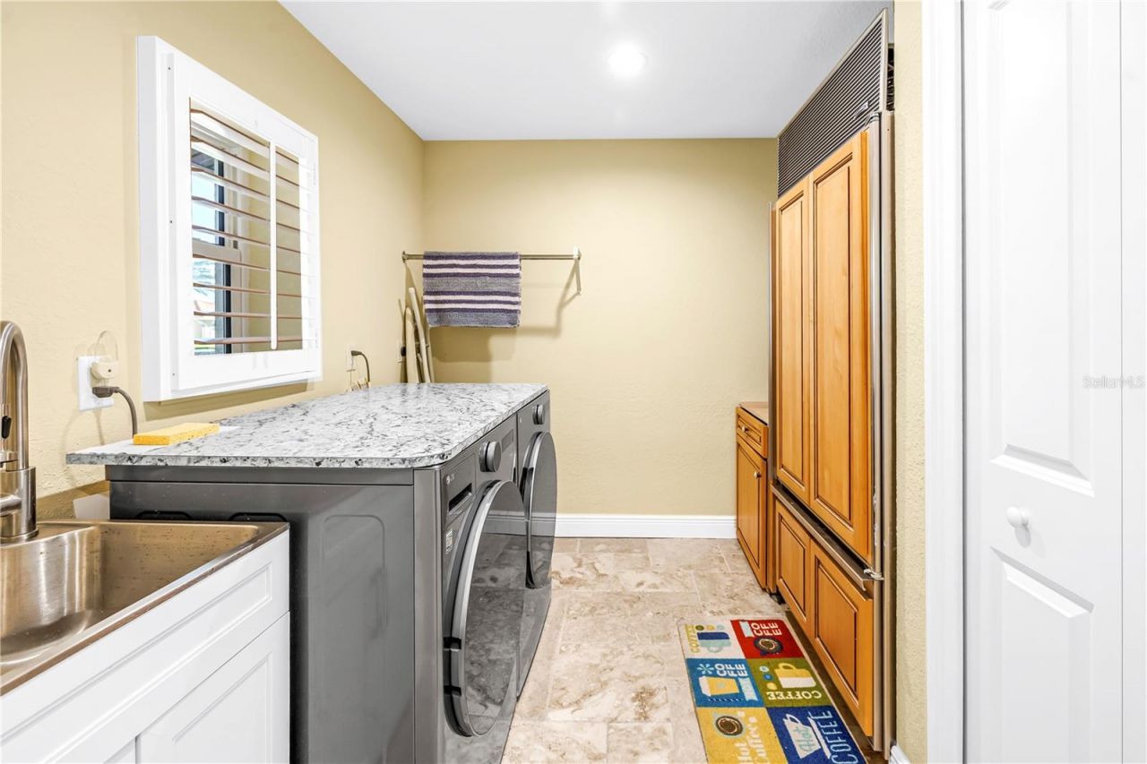 1939 Hawaii Avenue Ne, Saint Petersburg, FL 33703 Photo