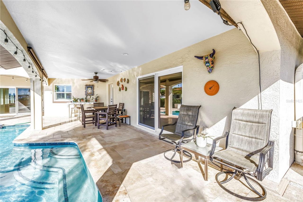 1939 Hawaii Avenue Ne, Saint Petersburg, FL 33703 Photo