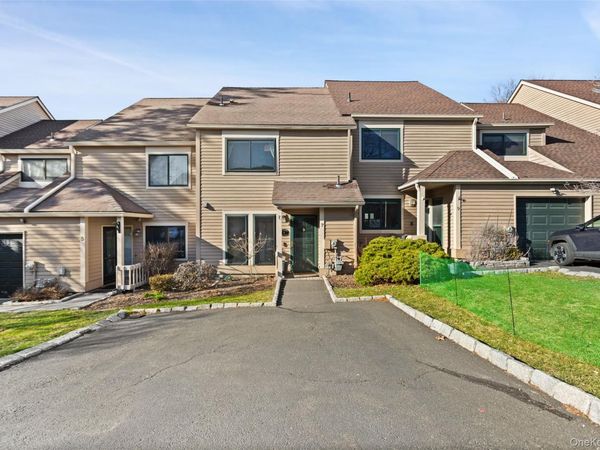 7 Lisa Court, Dobbs Ferry, NY 10522