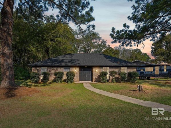 3016 Colburn Drive, Mobile, AL 36606