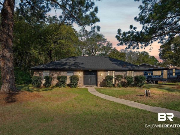 3016 Colburn Drive, Mobile, AL 36606