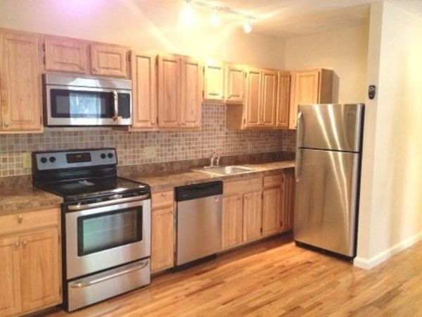 122 Berkshire Street, Unit #2(1A), Cambridge, MA 02141