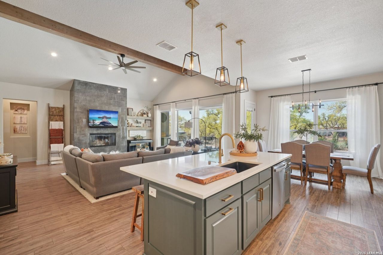 234 Sabella, Spring Branch, TX 78070 Main Photo