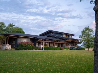 32979 County Road 1, La Crescent, MN 55947