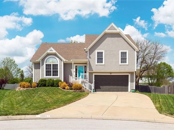 2664 W Whitney Street, Olathe, KS 66061
