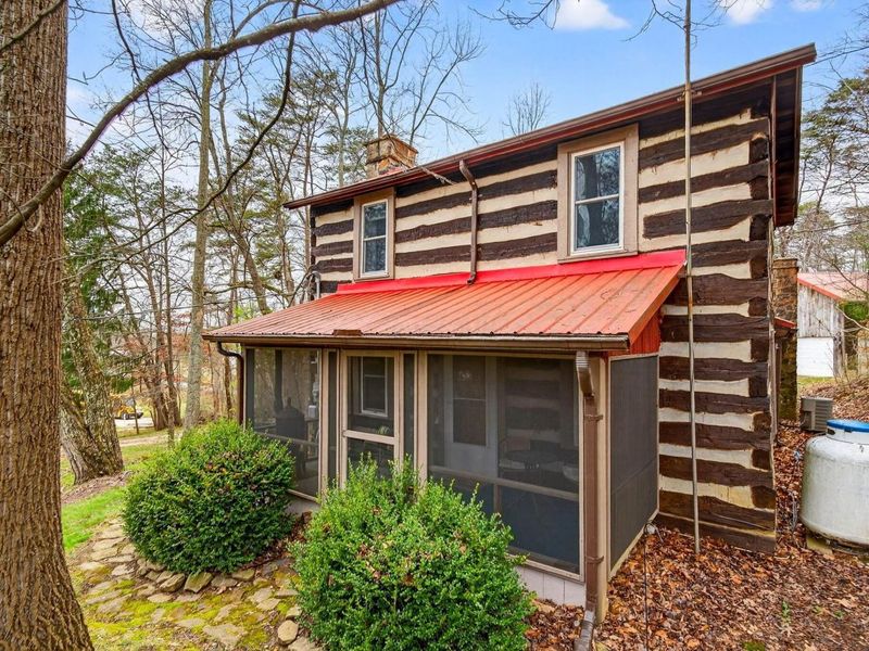 2261 Valley Chapel Road , Jackson, OH 45640 Photo 8