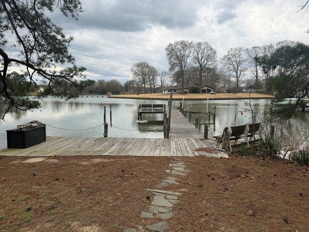 318 Wilton Woods Drive, Hague, VA 22469 Main Photo