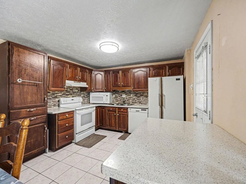 1371 Summe Drive, Mount Healthy, OH 45231 Photo 10