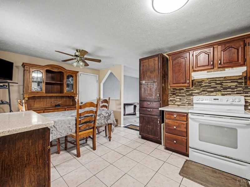 1371 Summe Drive, Mount Healthy, OH 45231 Photo 9