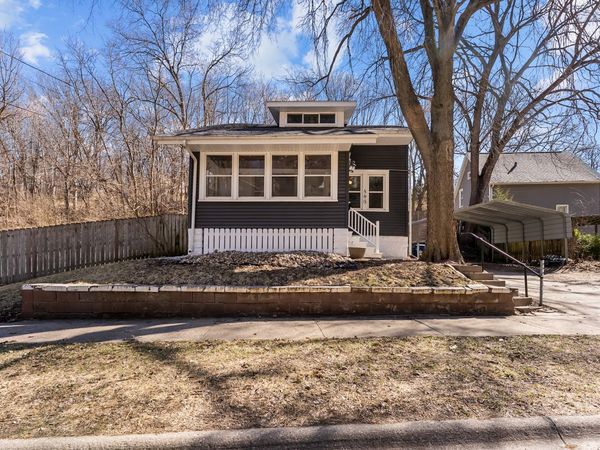 846 27th Street, Moline, IL 61265