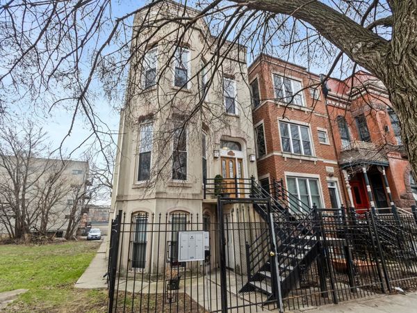 2247 W MONROE Street , Unit 3, Chicago, IL 60612