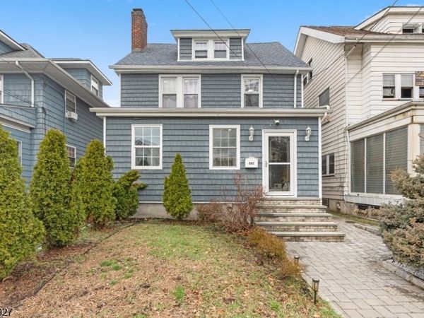 886 Degraw Ave, Newark, NJ 07104