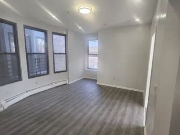 150 Broad St, Unit 3C, Newark, NJ 07104