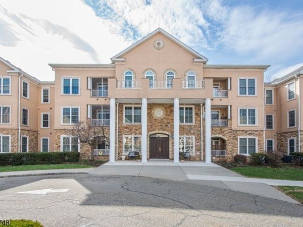 2304 Clinton Ln, Rockaway, NJ 07866