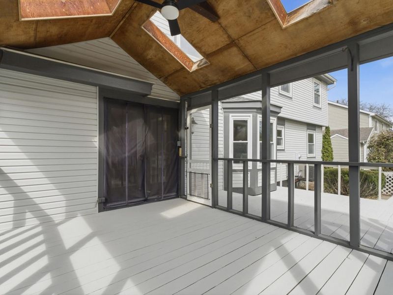 208 Rugby Lane, Columbus, OH 43230 Photo 25