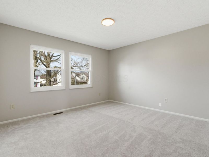 208 Rugby Lane, Columbus, OH 43230 Photo 35