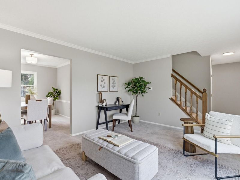 208 Rugby Lane, Columbus, OH 43230 Photo 8