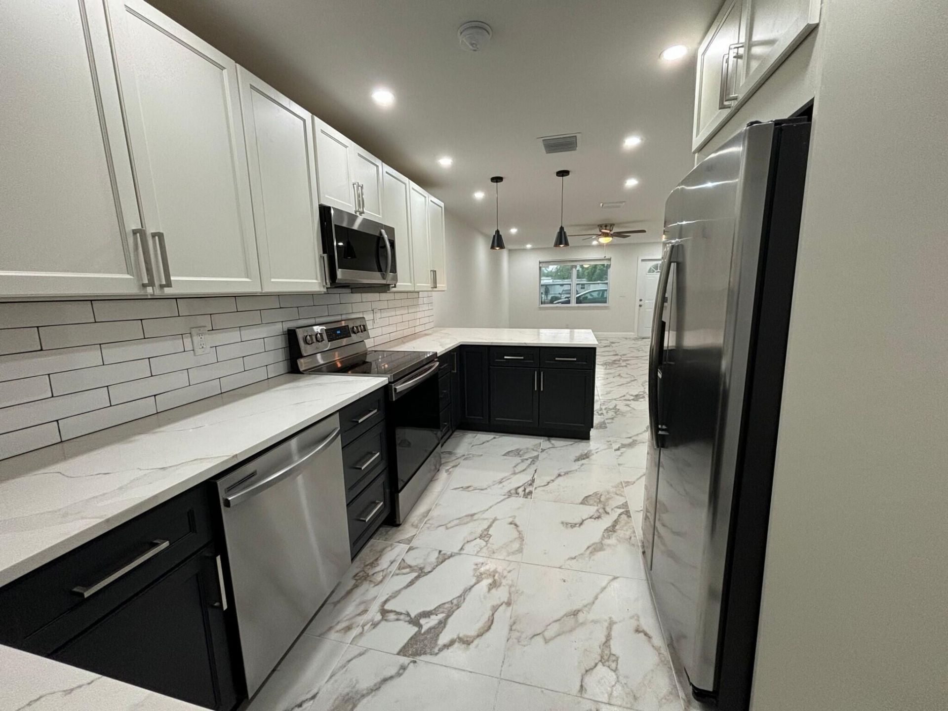 800 SW 7th Street, Hallandale Beach, FL 33009 Photo