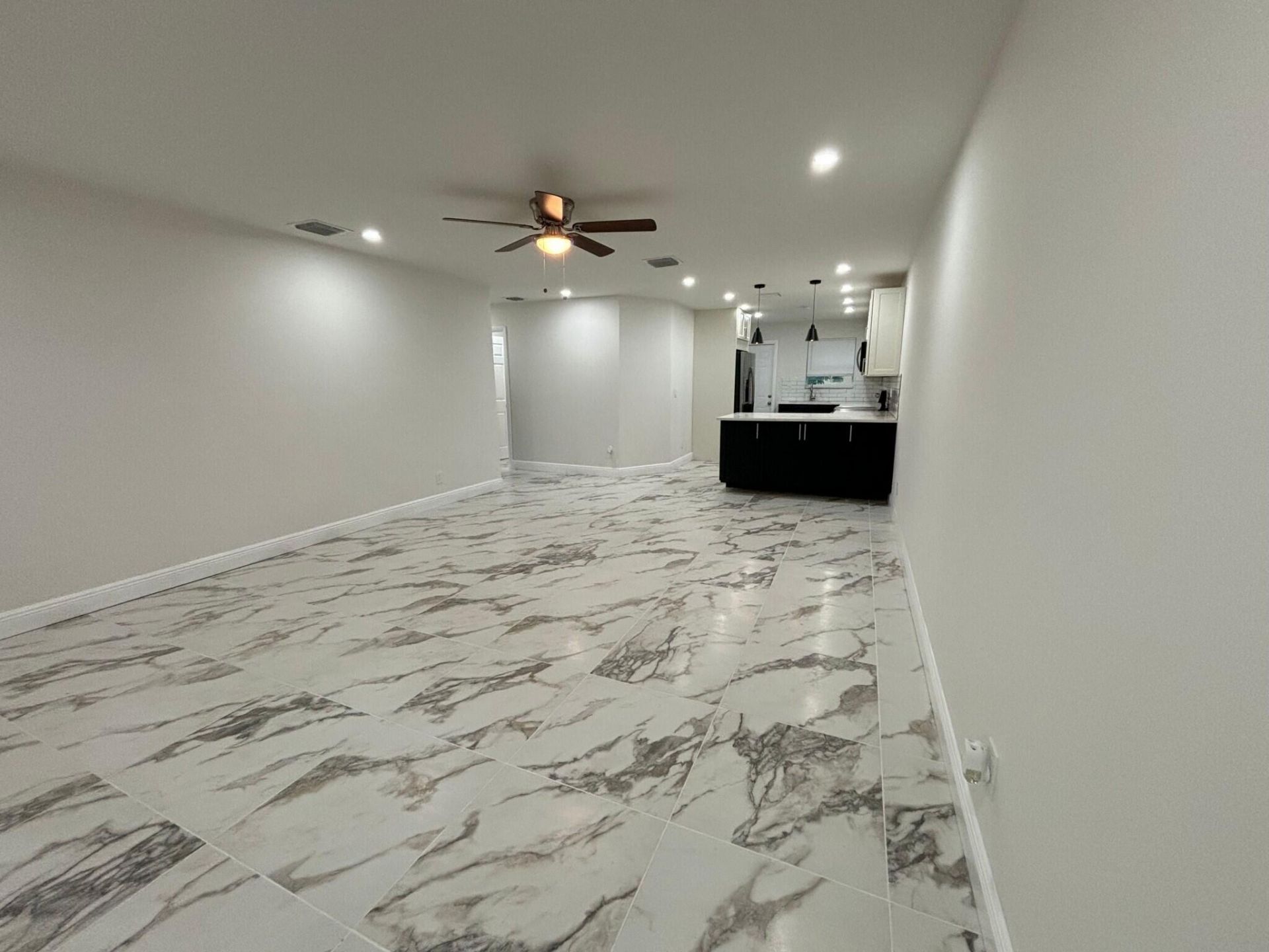 800 SW 7th Street, Hallandale Beach, FL 33009 Photo