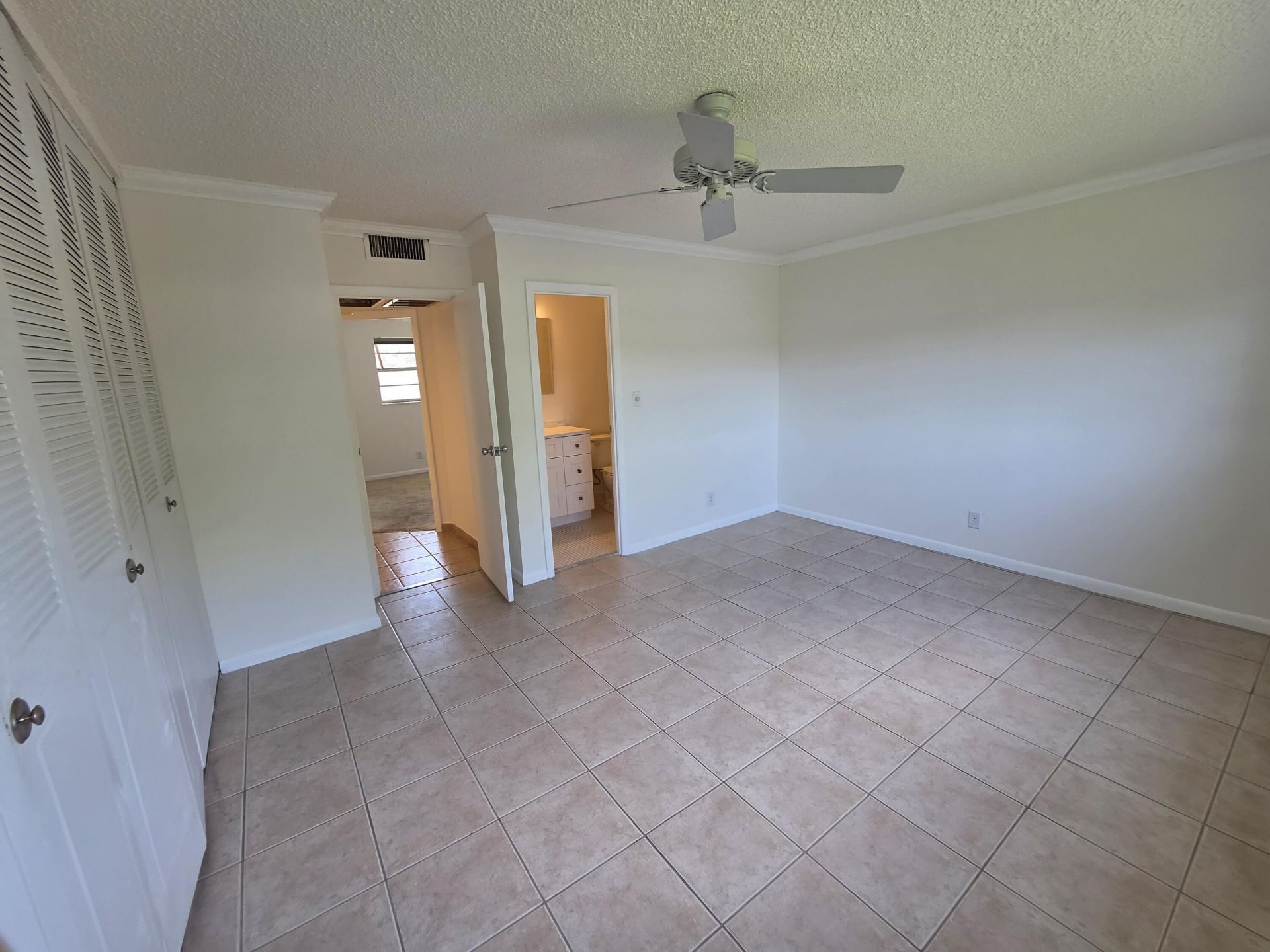 3400 NW 48th Avenue, Lauderdale Lakes, FL 33319 Photo