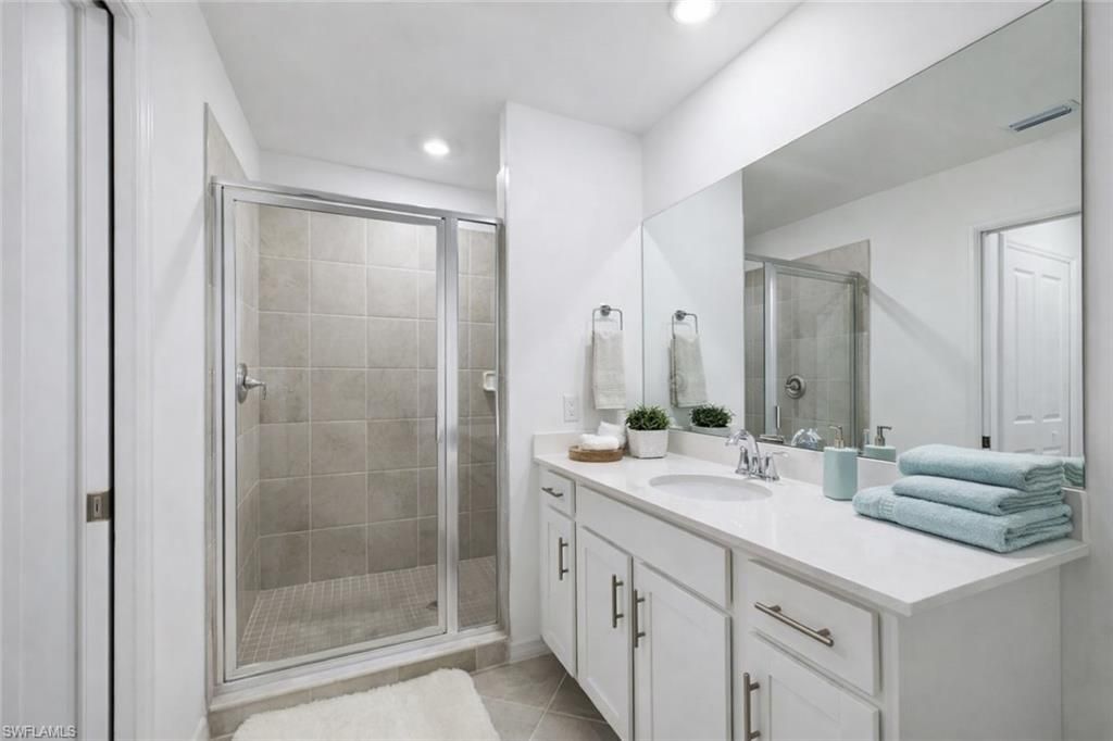 5629 Double Eagle Cir , Unit 4222, Ave Maria, FL 34142 Photo