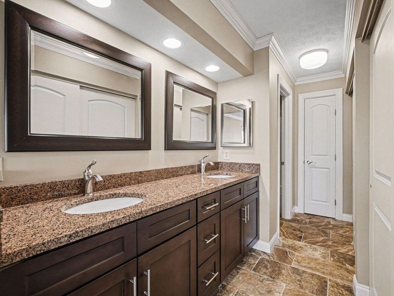 7002 Nob Hill Drive, Fort Thomas, KY 41075 Photo 18