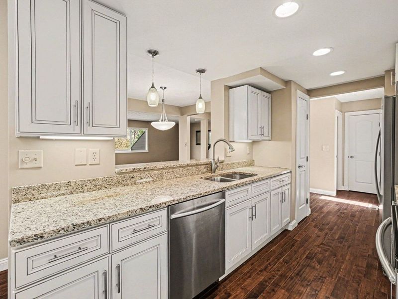 7002 Nob Hill Drive, Fort Thomas, KY 41075 Photo 6