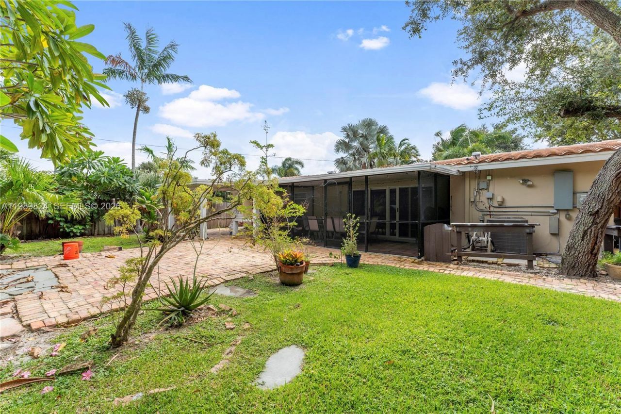 1111 SW 5th St , Boca Raton, FL 33486 Photo