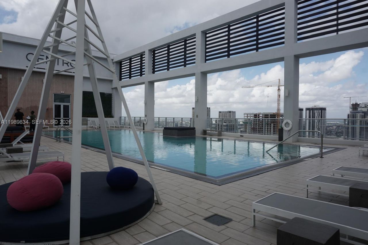 151 SE 1st St, Unit 3304, Miami, FL 33131 Photo