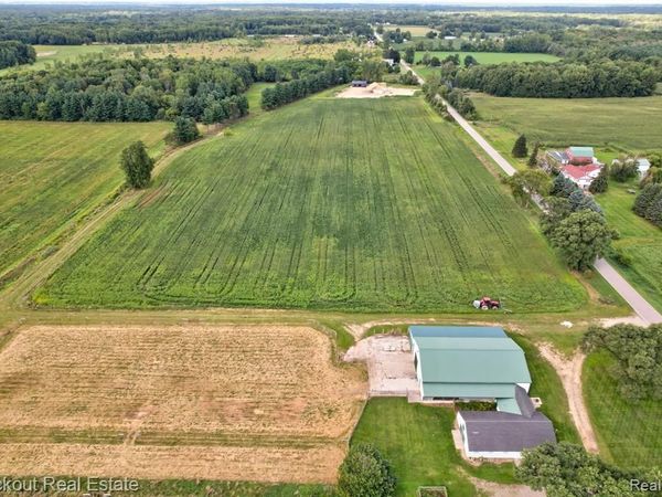 8424 Oak Road, Millington Twp, MI 48746