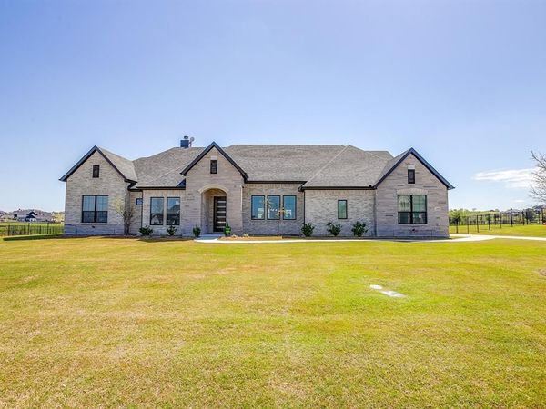 329 Mescalero Street, Aledo, TX 76008